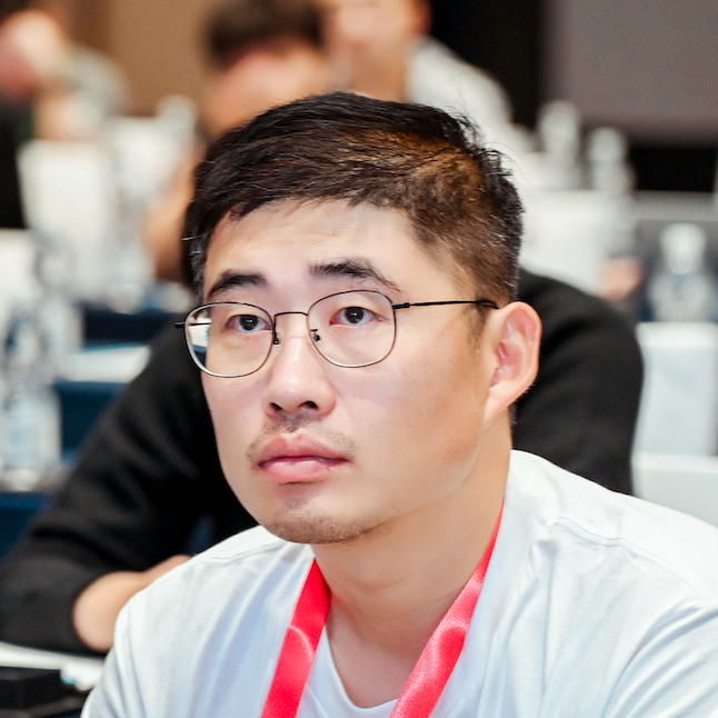 Dr. Le Qiao